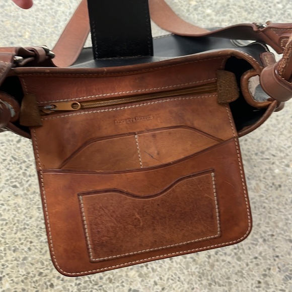 Vintage Dooney & Bourke Black & British Tan Leather Donegal Shoulder Bag - Picture 7 of 9